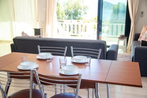 ארטמידה Lavish & Spacious Apt With Stunning Seaview, 10 Min Ath Airport מראה חיצוני תמונה